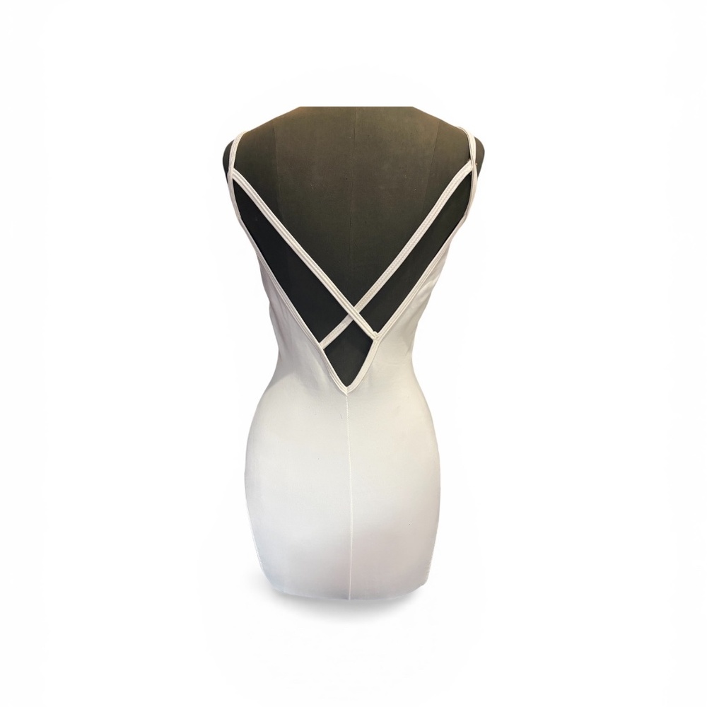 Curtain Call “Performance” White Leotard – Cross Back 🤍